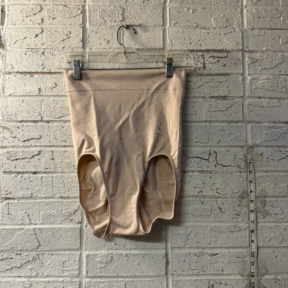 High-Waist Seamless Shapewear Briefs | Cream | 1X